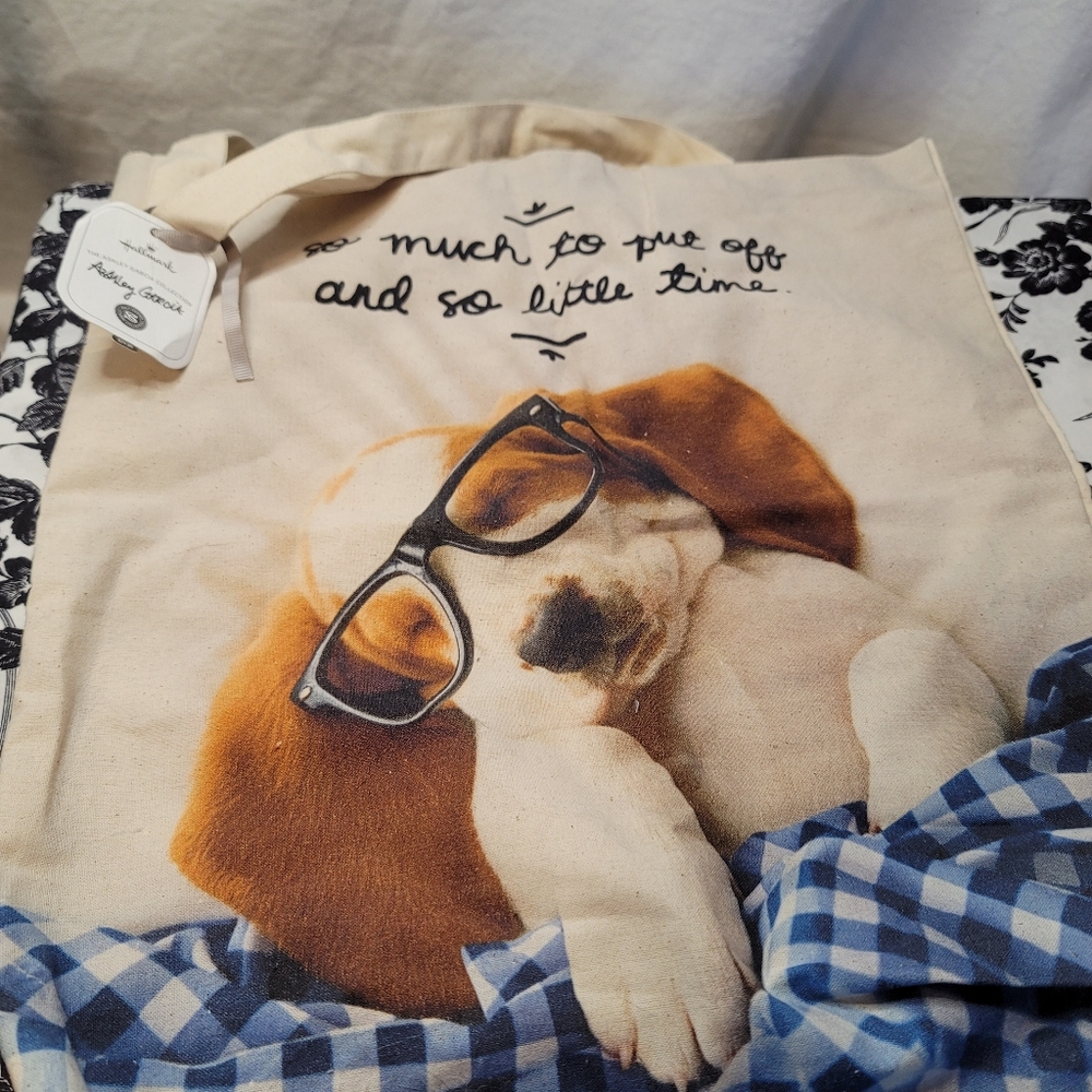 Adorable shopping bag